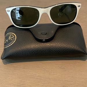 White Retro Rayban P